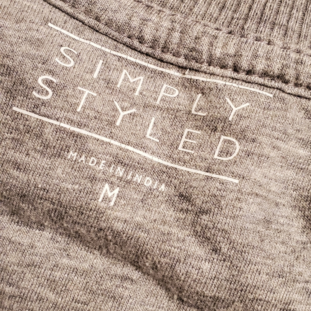 Simply Styled - Picture 8 of 8
